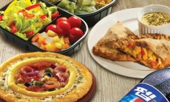 한국피자헛 ‘1인용 미니’ 가정에 배달