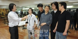 웃음코드 ‘세빌리아의 이발사’ 오페라 문턱을 낮추다