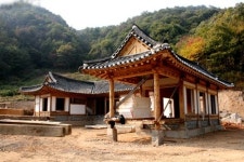 전통한옥 산촌으로 옮겨와 다시 짓는 이유