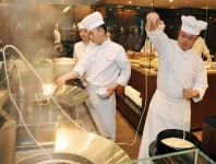 ‘면(麵)의 달인’ 두이 셰프 국내서 진수 보인다