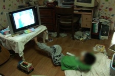 낯선 모텔방에 갇힌 아이들