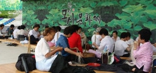 여름옷감 ‘한산모시’ 매력을 입는다