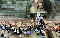 숭례문은 원래 1.6m 더 높았다