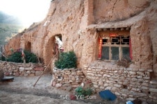 원시의 토굴마을!