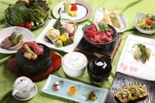 [카지노 단신] 제철 봄나물·한우 메뉴 선봬