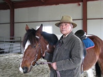 [인터뷰] 탐라그룹 윤태현 회장, 승마로 재활 치료… 장애인들에 희망 선물