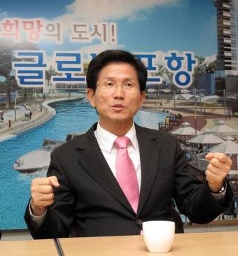 김문수 경기지사, 손학규 민주당 대표 분당을 출마 평가절하