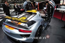 포르쉐 ‘918 RSR’ 귀하신몸? 서울모터쇼서 하루만 공개