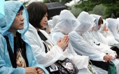 [포토] 故 박용하 1주기 용하씨, 잘 있죠?