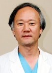허리 통증 걱정되면 허리부터 펴세요!