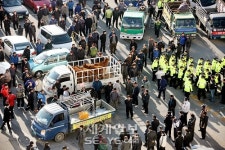 “축산농민 다 죽는다” 전국서 항의시위