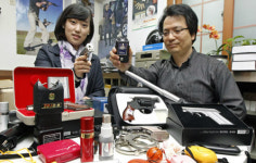 수원 살인 여파로 급격히 매출 급증한 것은?