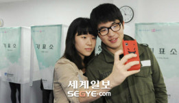 ‘투표 인증샷’ 선거문화로 자리매김