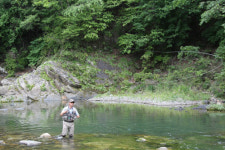 ‘동강 낚시’ 계류에 발 담그고 낚싯대 드리우면 한여름 더위도 ‘싹’