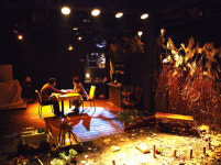 [연극家 사람들] 당신의 여름휴가, 대학로에서 즐기는 명작코미디·낭만캠프 어때요?