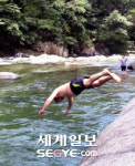 ‘함양’ 용추폭포 부서지는 물보라 가마솥더위 확 날린다