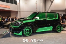 기아차, 미국의 영웅 될까? 세마쇼서 배트맨, 아쿠아맨 주제로 튜닝카 선보여