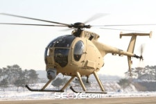 조종사 없이 비행하는 무인헬기 국내 첫 공개