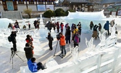 얼음꽃 핀 한옥마을