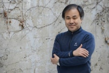 권력자 전문배우 박용수, 트랜스젠더로 변신