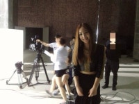 유성은, 뮤비 촬영장 사진 공개 ‘섹시한 자태’