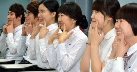 깎고 반죽하고 볶아내고… 내일의 꿈을 요리한다