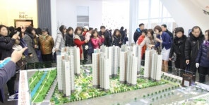 평촌 더샵 센트럴시티, 첫날 9200여명 몰려 흥행 예감