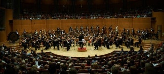 독일色 강한 음향… 쾰른필 첫 국내 나들이