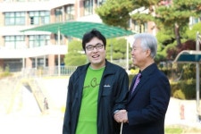 스승과 장애 제자의 ‘아름다운 동행 16년’