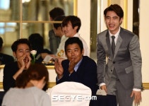 [포토] 디오 배우 도경수로 인사드려요