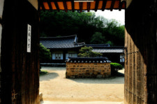 [여행] 아흔아홉 칸 기와집… 나그네의 쉼터가 되다