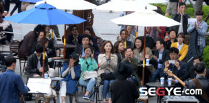 [포토] 정오의 예술무대-힐링이 필요할 때 도심 속 쉼표 하나