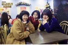 응답하라 1988 이민지, 혜리 이세영과 함께 찍은 사진 보니 쌍문동 미녀들 여기 있었어?