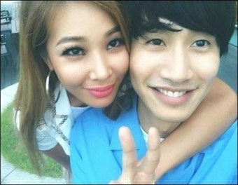 '런닝맨' 이광수, 제시와 친분셀카 '백구와 흑구'