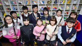 연주할 수 있어 놀랍고… 들어주는 이 있어 신나고…