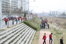천안 신세계백화점 충청점, 천안천 환경정화