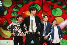 아이돌그룹 유니크의 이보, 中최고 TV 예능프로 메인 MC 발탁