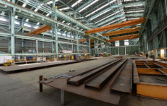 [조선·철강 중소 협력업체 취재기] 일감 끊긴 공장… 주인 잃은 작업복만 덩그러니