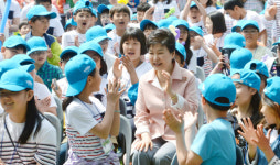 박 대통령 “어린이는 나라의 미래”