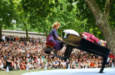 뮤지컬·경극·서커스·판소리 결합…           재미있는 ‘퓨전예술’