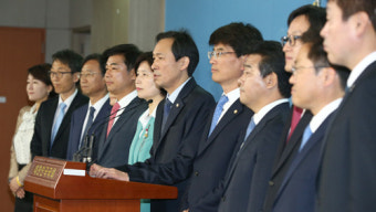 우상호 '잠룡 측근·지역 안배' 부대표단 구성