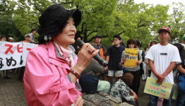 조국 무관심 속 여인들의 고된 타향살이