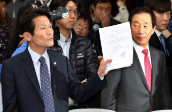 검찰총장 불출석 공방… '최순실 국조' 첫날부터 '삐걱'