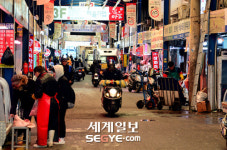 마장동 축산물시장…봄 바람이 부나