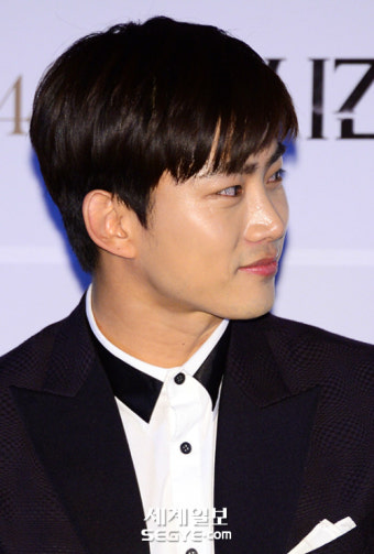 [포토] 옥택연, '오똑한 콧날, 남다른 조각 외모'