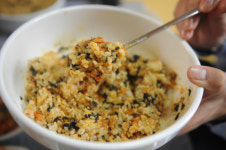 [여행] 만개한 벚꽃뒤로 고요히 잠든 현대사의 아픔