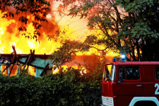 [기업톡톡]‘화마(火魔) 속에서도 빛난 이웃♥’…LG 의인상 수여