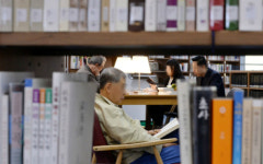 [밀착취재] ‘100세 시대’가 만든 신풍속도… 도서관 점령한 ‘실버던트’