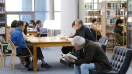 [밀착취재] ‘100세 시대’가 만든 신풍속도… 도서관 점령한 ‘실버던트’