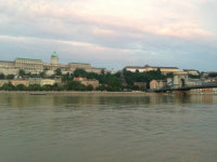 [박윤정의 원더풀 다뉴브강] 선상위의 아침… 고풍스런 헝가리… 어느새 친숙해진 승객들